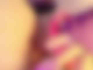 Live cam show with vanessa-moon - Camel Toe on Sweet Sext