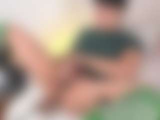 Live cam show with YeffEvanss - Irish on Camsoda