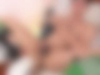 Live cam show with YeffEvanss - Latino on Camsoda