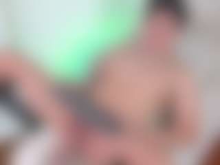 Live cam show with YeffEvanss - Muscular on SinfulBabes