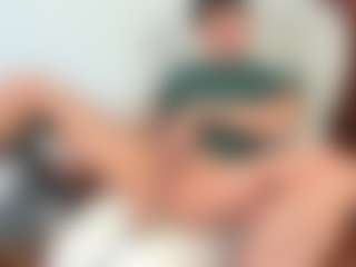 Show de cam en vivo con YeffEvanss - Dildo en Camsoda