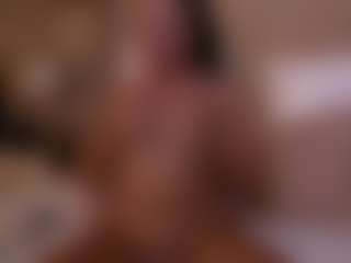 yourbustygirl's Live Sex Cam Show
