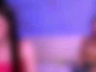 caroline-honeyy's Live Sex Cam Show