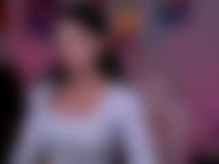 caroline-honeyy's Live Sex Cam Show
