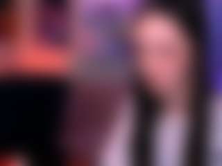 caroline-honeyy's Live Sex Cam Show