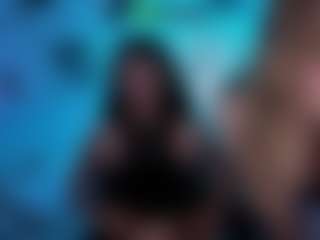 Live cam show with caroline-honeyy - Smoking on live18s.com