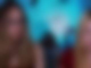 Live cam show with caroline-honeyy - Public on camwithhim.com