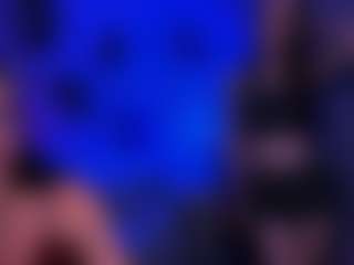 caroline-honeyy's Live Sex Cam Show