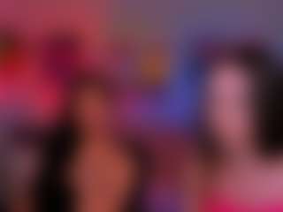 Live cam show with caroline-honeyy - Granny Petite on liverealitysex.com
