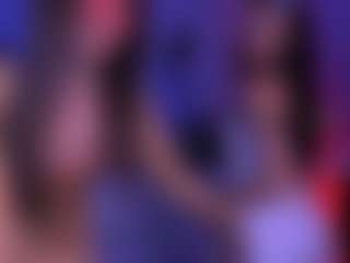 caroline-honeyy's Live Sex Cam Show