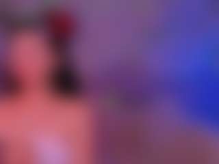 Live cam show with caroline-honeyy - Granny Petite on Camsoda