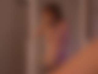 Emmiellee's Live Sex Cam Show