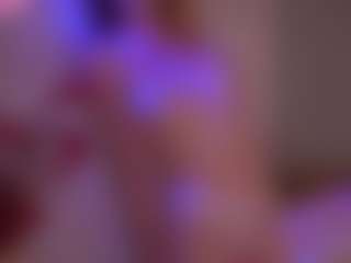 Emmiellee's Live Sex Cam Show