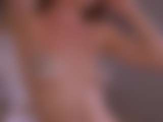 Emmiellee's Live Sex Cam Show