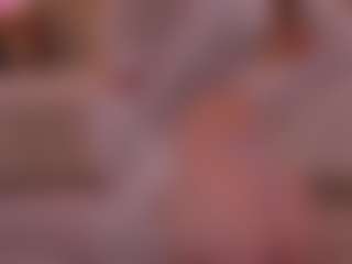 Live cam show with Emmiellee - Dildo Brown Hair on CamClone