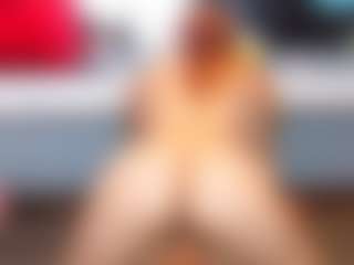 godiva6969's Live Sex Cam Show