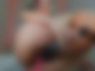 IvyCher's Live Sex Cam Show