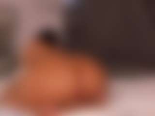 Live cam show with Janna - Flashing on Camsoda