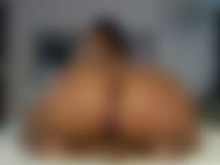 Live cam show with Janna - HD on Chatstar