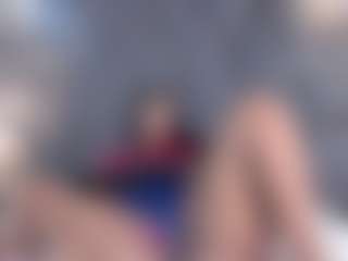 Live cam show with Janna - Striptease MILF on EXY