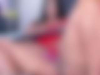 Live cam show with Janna - Cute on Milfs Live