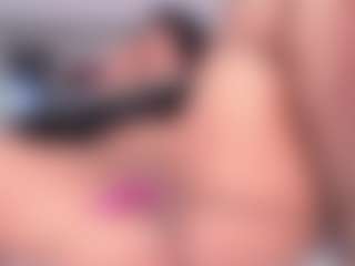 Live cam show with Janna - Lush Mature on Camsoda