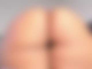 Live cam show with Janna - Twerk on Camsoda