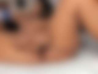 Live cam show with Janna - Ass Clapping on StripNow