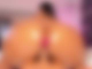 Live cam show with Janna - HD on Gym Cam Girls