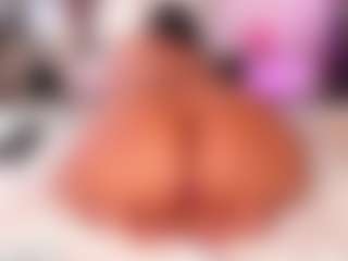 Live cam show with Janna - Fingering Latina on Gym Cam Girls | colombia