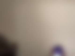 kumy2002's Live Sex Cam Show