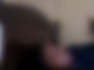 kumy2002's Live Sex Cam Show