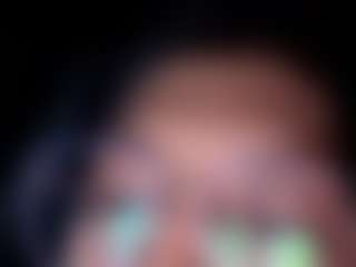 kumy2002's Live Sex Cam Show