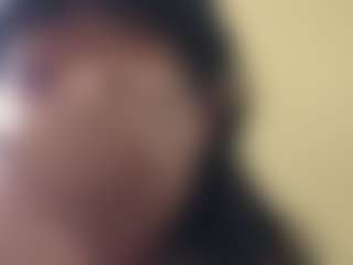 kumy2002's Live Sex Cam Show