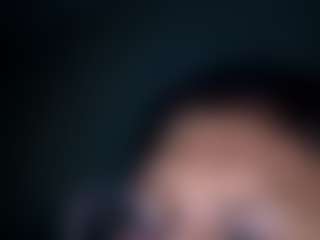 kumy2002's Live Sex Cam Show