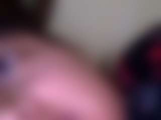 kumy2002's Live Sex Cam Show