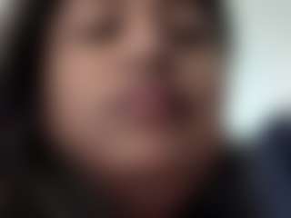kumy2002's Live Sex Cam Show