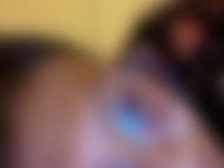 kumy2002's Live Sex Cam Show