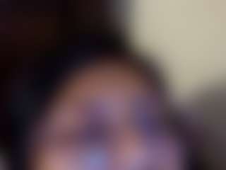 kumy2002's Live Sex Cam Show