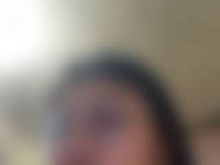 kumy2002's Live Sex Cam Show
