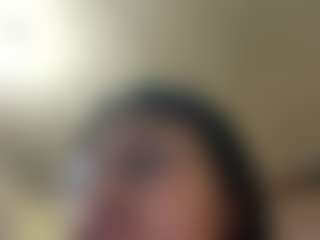kumy2002's Live Sex Cam Show