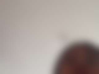 kumy2002's Live Sex Cam Show