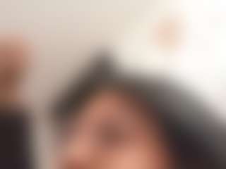 kumy2002's Live Sex Cam Show