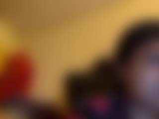 kumy2002's Live Sex Cam Show