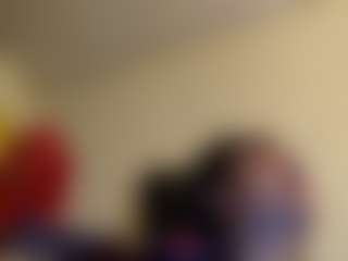 kumy2002's Live Sex Cam Show