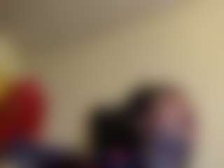 kumy2002's Live Sex Cam Show