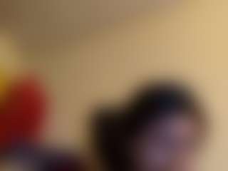 kumy2002's Live Sex Cam Show