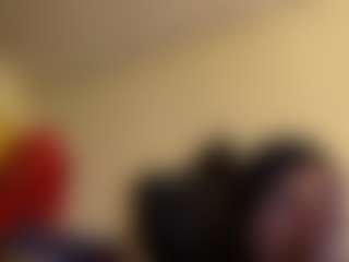 kumy2002's Live Sex Cam Show