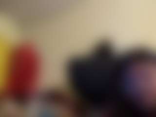 kumy2002's Live Sex Cam Show