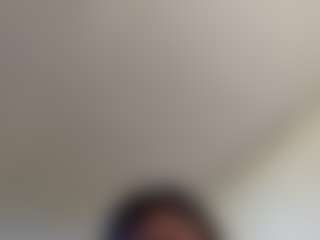 kumy2002's Live Sex Cam Show